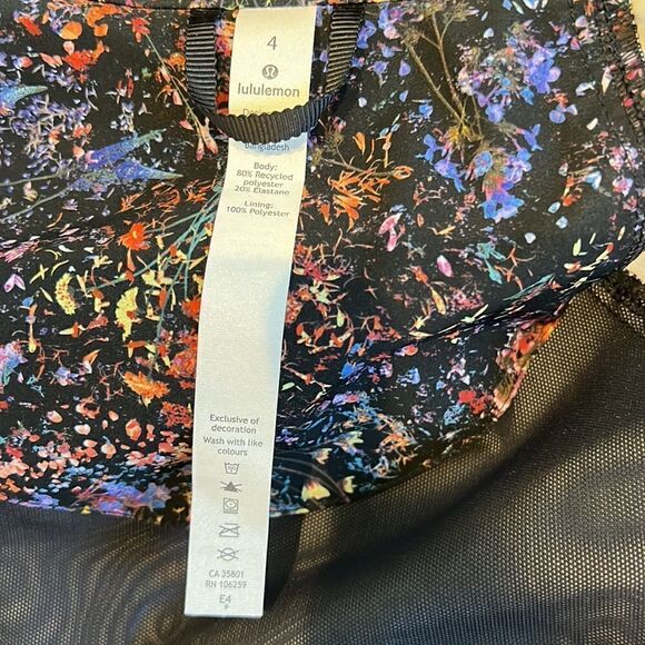 Lululemon Jacket  - Picture 6 of 6